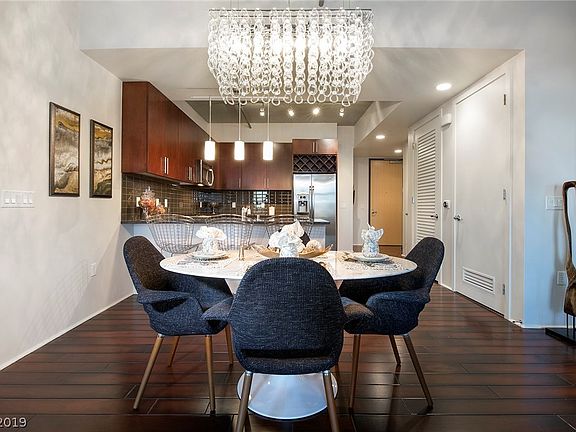 5th image of 353 Bonneville Ave #633