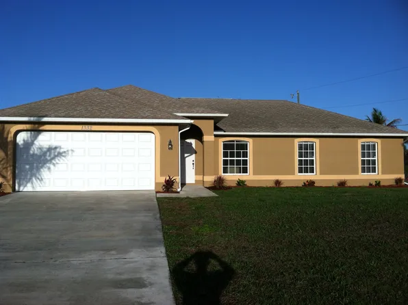 1332 NE 20th Ave, Cape Coral, FL 33909