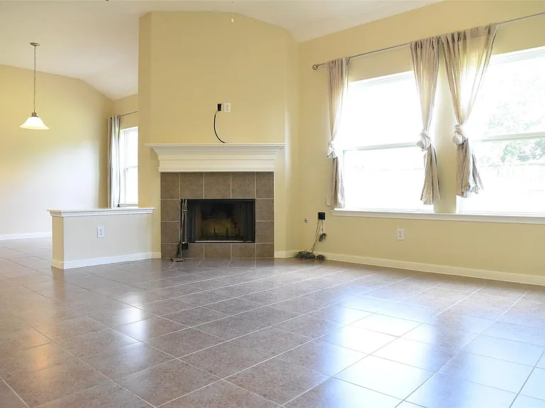 22055 Canyonwood Park Ln — Photo 10