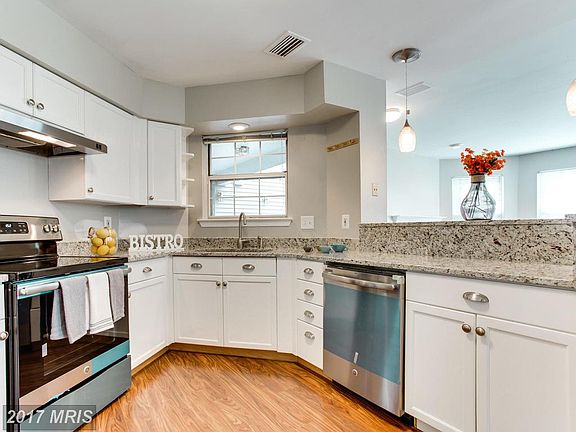 4th image of 5629 Willoughby Newton Dr Unit 12