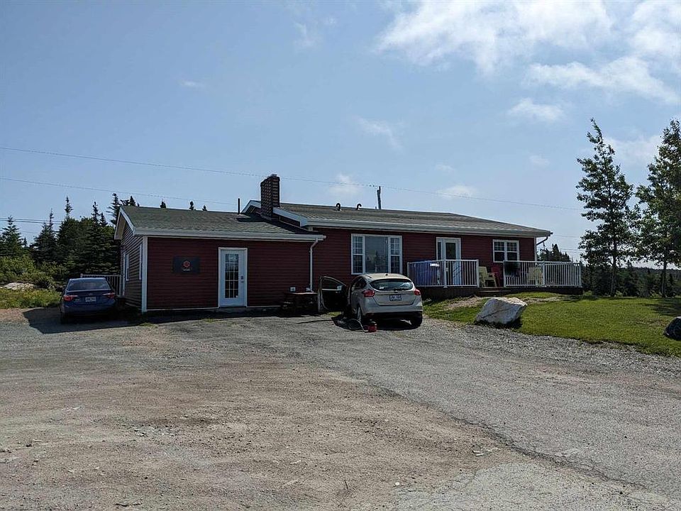 1st image of 7 Center Island Road