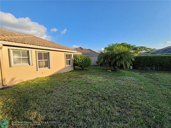 4th image of 1583 Orion Ln #1583