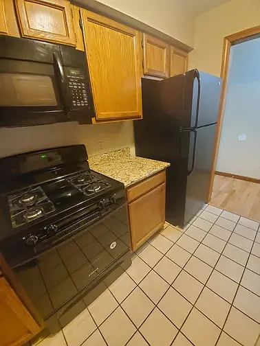 10 Nuttall Ln #12 — Photo 13