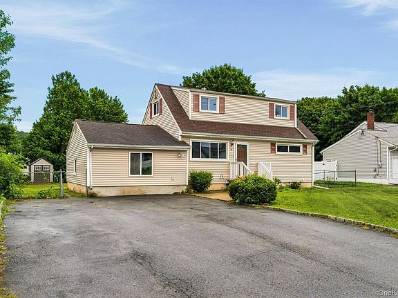 2nd image of 14 Robyn Drive
