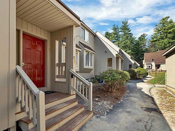 2nd image of 32 Suffolk Ct