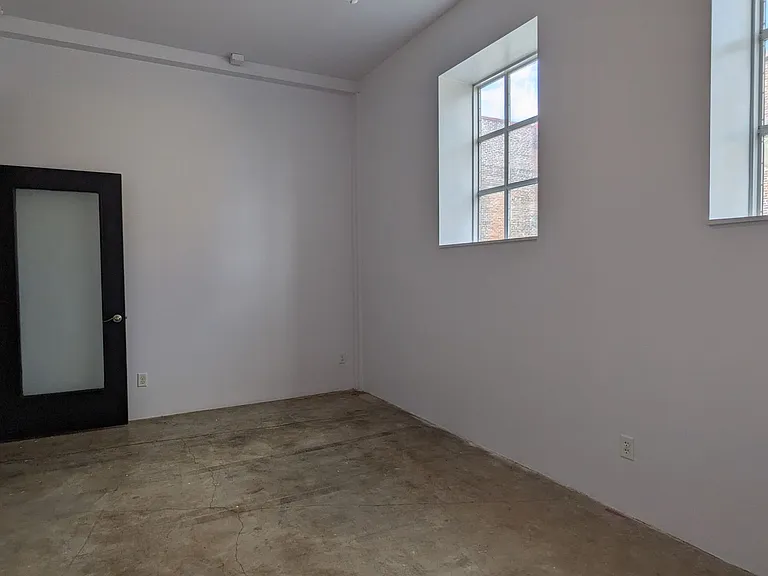 155 Liberty St NE — Photo 21