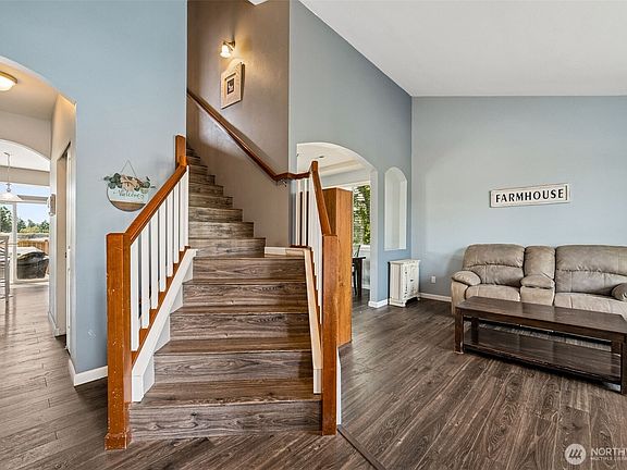 5th image of 10089 Jensen Drive SE