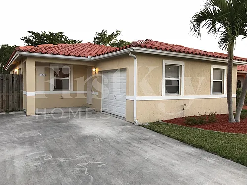 12827 SW 256th Ter Photo 1 12827 SW 256th Ter Photo 1