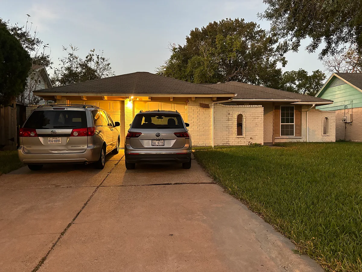 Building Photo - 1230 Cherry Spring Dr