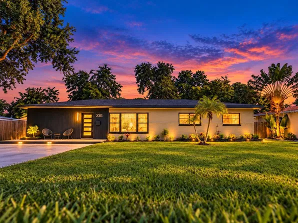 2003 75TH WAY N, ST PETERSBURG, FL 33710