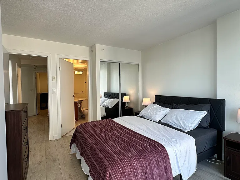1288 Alberni St — Photo 13