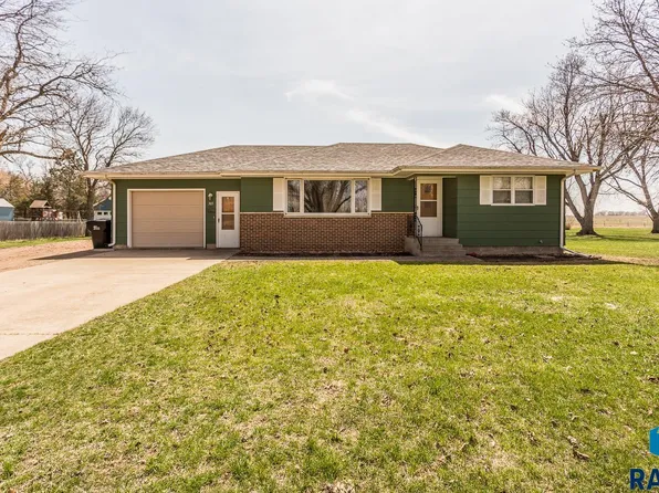 305 W Florida St, Marion, SD 57043