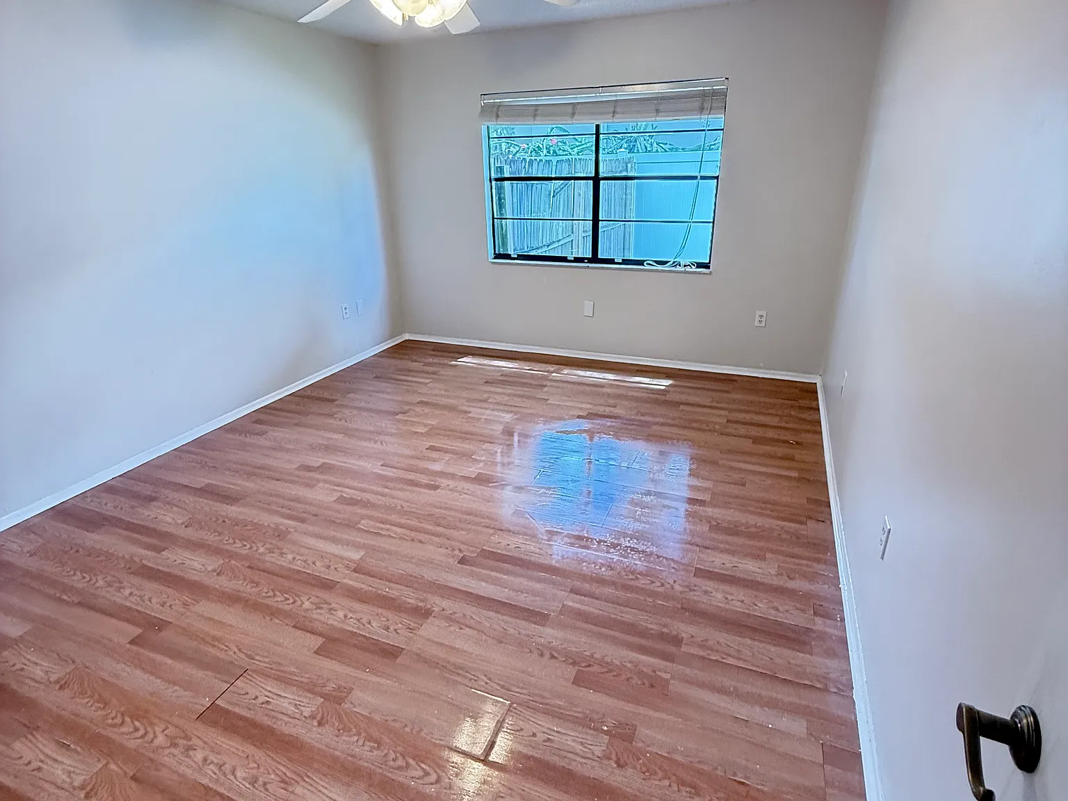 3 bed, 1648 sqft, $2,400 — Photo 4