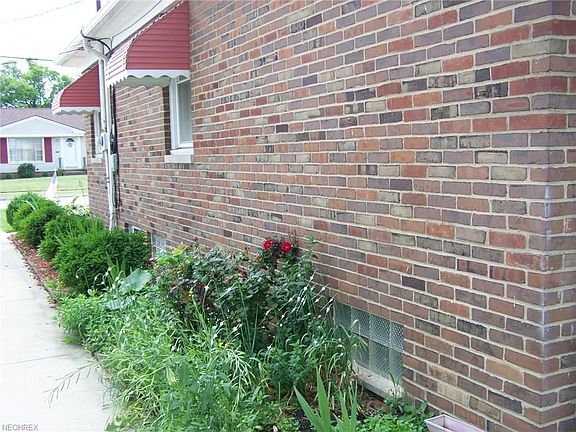 2nd image of 10580 Fairlawn Dr