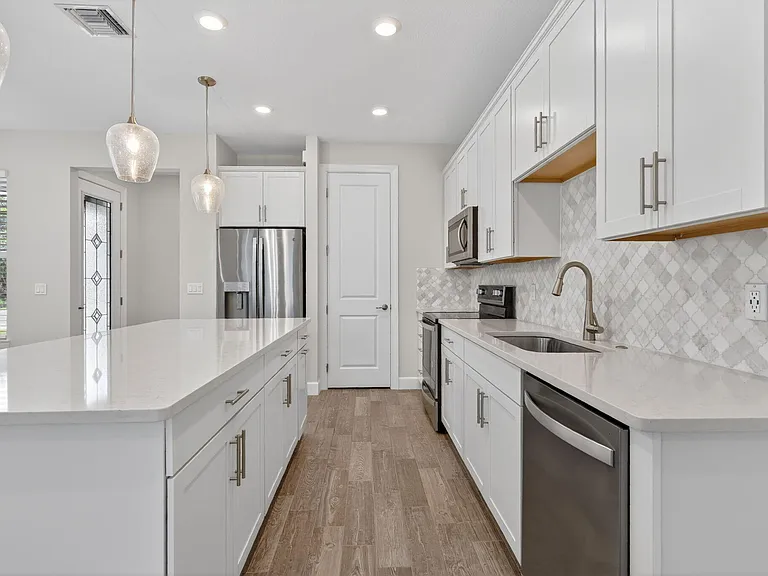 1887 SE Ocean Cove Way — Photo 11