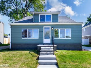 22005 Lakeview St, Saint Clair Shores, MI 48080