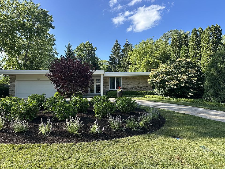 1st image of 775 Stonegate Dr