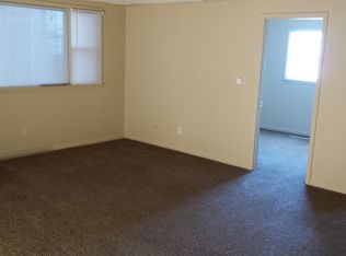 895 S Washington Ave #1, Kankakee, IL 60901