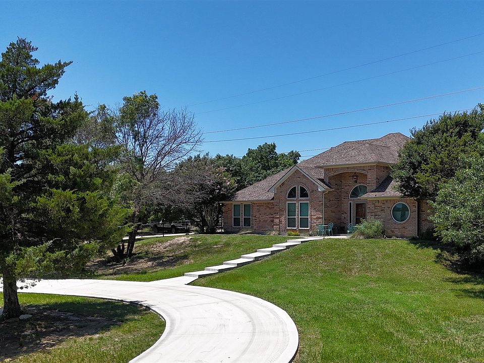 1st image of 211 Trailwood Dr