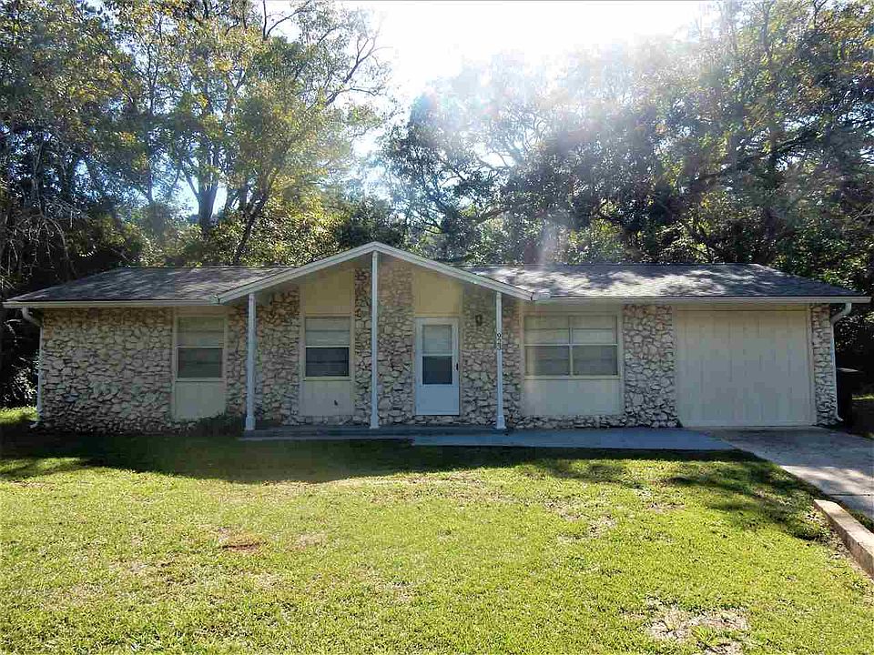 1st image of 923 Kendall Dr