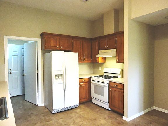 5th image of 309 Etta Ave