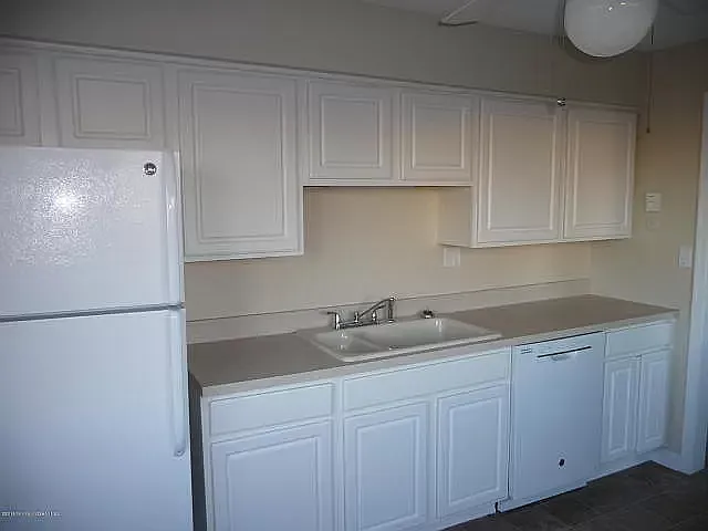 50 Valentine St #23A — Photo 4