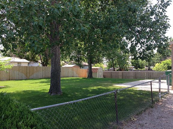 HUGE Fenced Back Yard