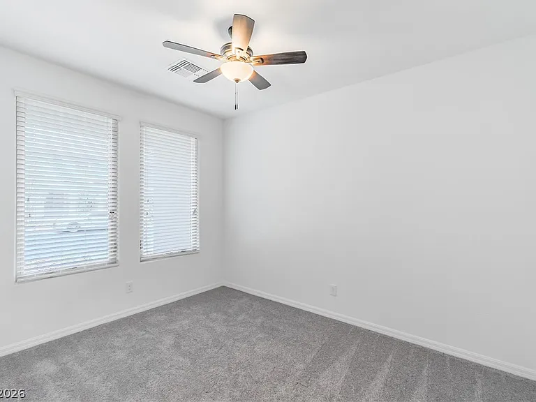 5748 Yellow House St — Photo 9