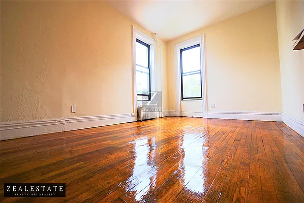 Rented by ZealEstate Group Inc | media 12