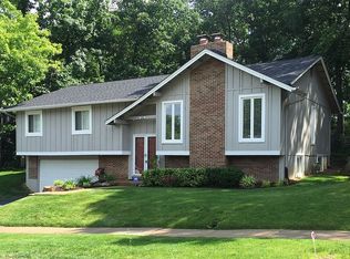 268 Glandore Dr, Ballwin, MO 63021