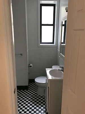 Rented by Owner | media 72