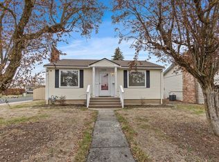 5228 N Hawthorne St, Spokane, WA 99205