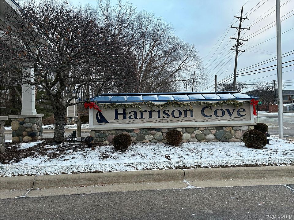 1st image of 25826 Maritime Cir N #60