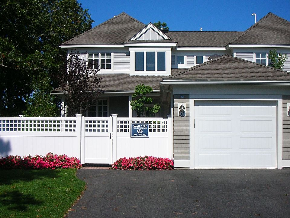 Front of Townhome