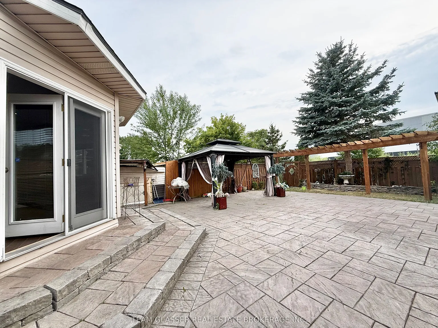 3 bed, $2,600 — Photo 3