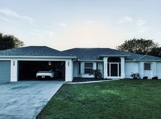 20550 Groveline Ct, Estero, FL 33928