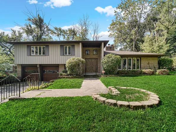 924 Quinn Pl, Dyer, IN 46311