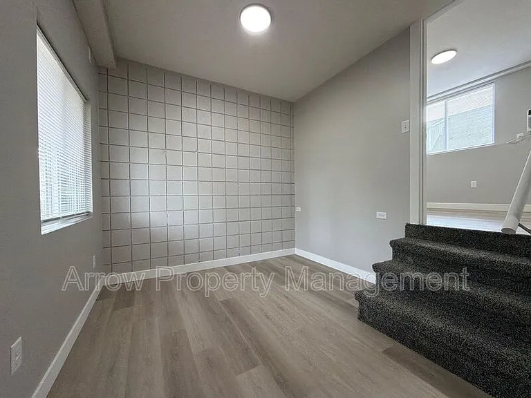 867 N 26th St #107 — Photo 4