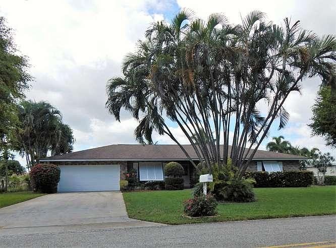 1st image of 7833 W Lake Dr
