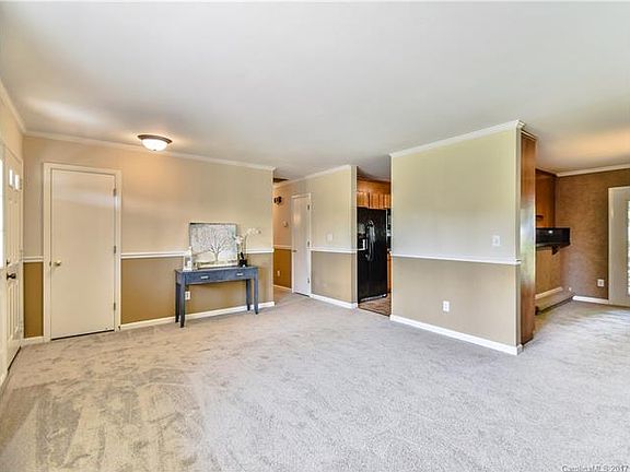 3rd image of 263 Elysian Dr