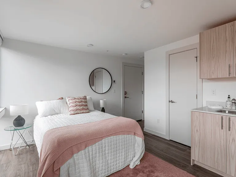 Odessa Apartments — Photo 6