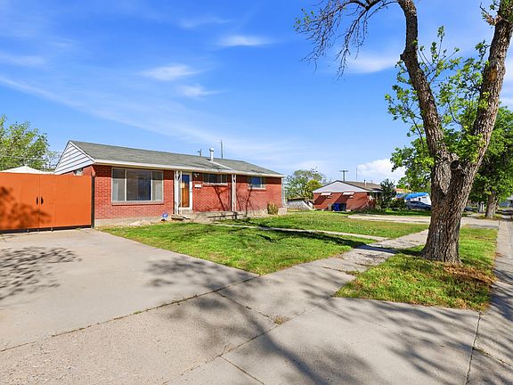 2nd image of 3316 S Lynnbrook Dr