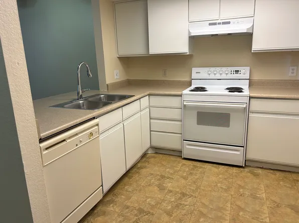 5223 W Myrtle Ave, Glendale, AZ 85301