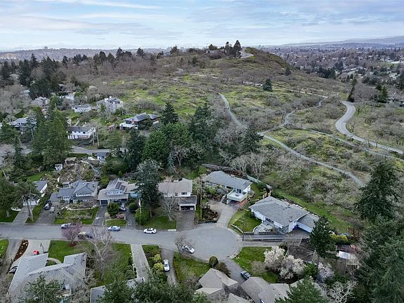 4th image of 2011 Frederick Norris Rd