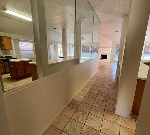 4th image of 5721 Frio Dr