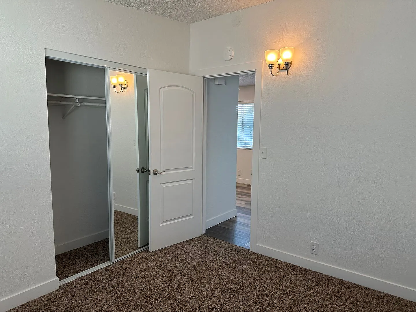 272 Boulder Creek Drive — Photo 4