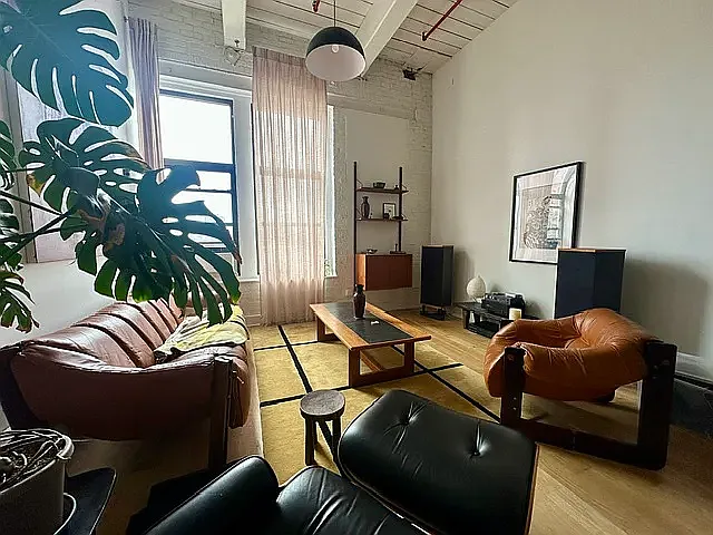 25 Jay Street — Photo 4