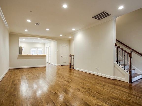 4th image of 5747 Prospect Ave APT D