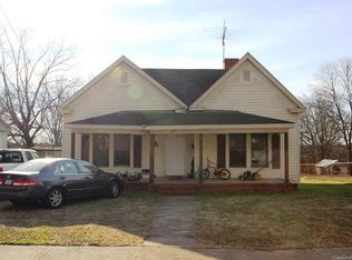 521 Harris St NW, Concord, NC 28025