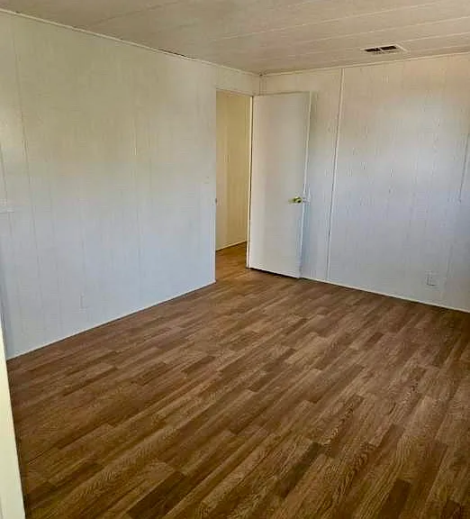 1681 Emerald Way — Photo 24